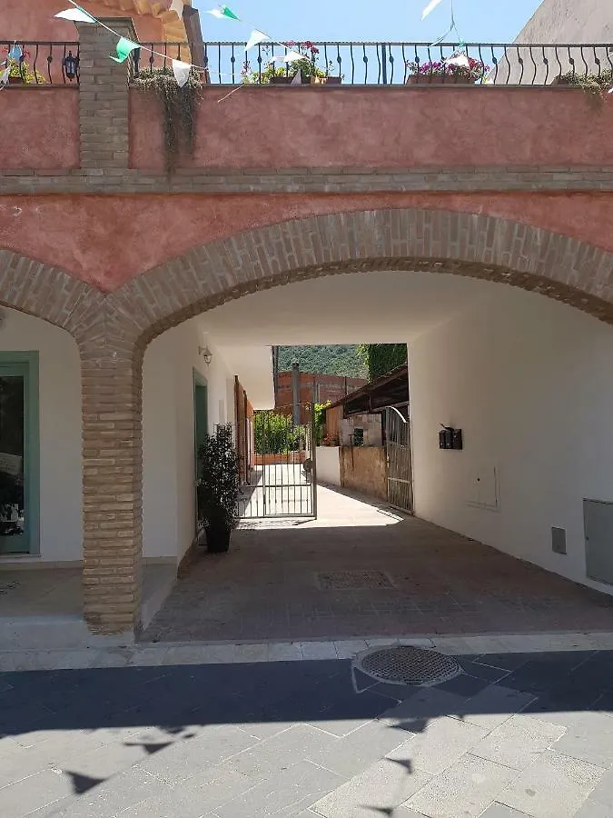 Vila Il Cortile Domus De Maria